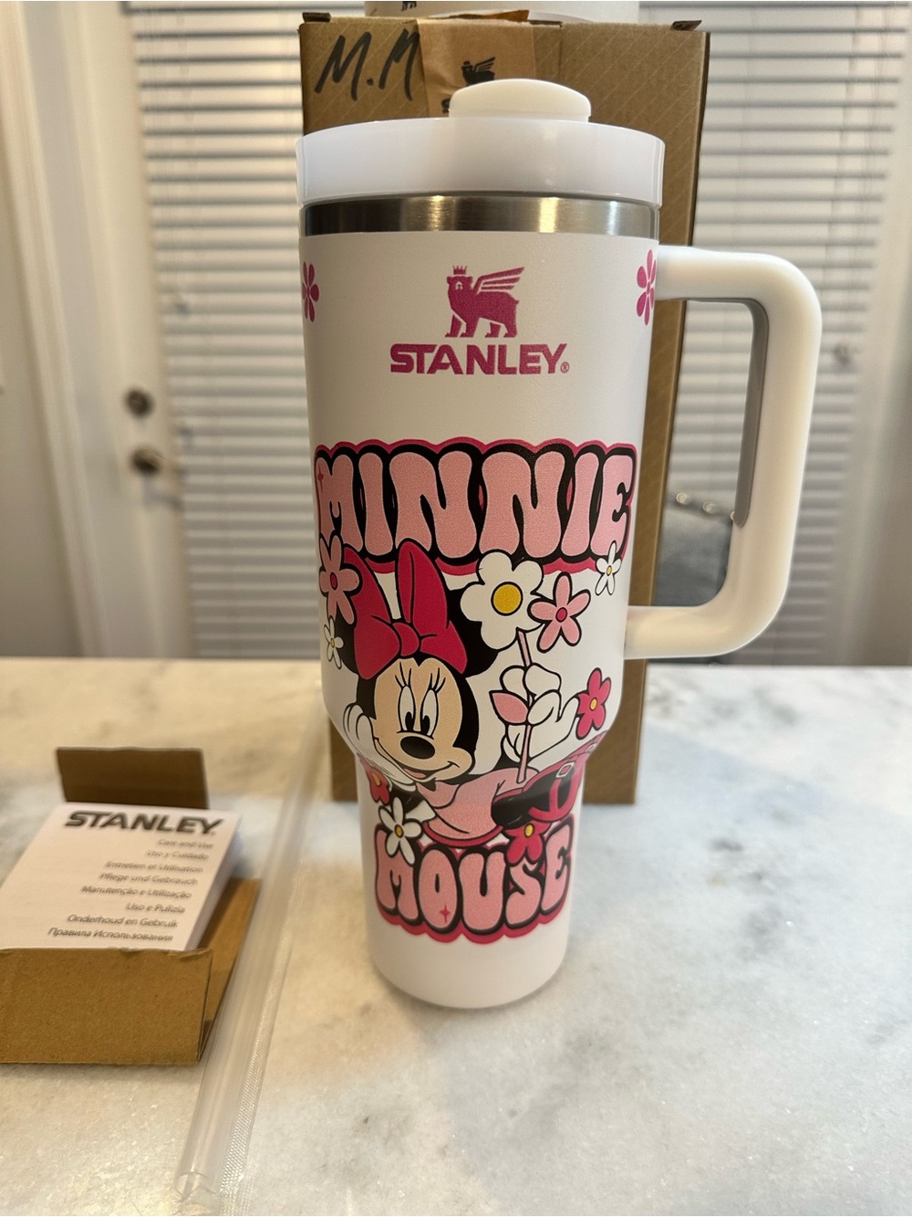 Stanley Disney Minnie Mouse White & Pink 40oz Quencher H20 Tumbler with Handle